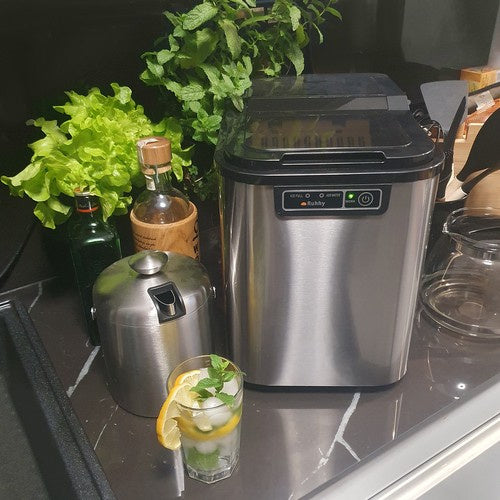 Aparat de cuburi de gheata, Zola, 2.2 l, putere 120W, tensiune 220-240V, 50Hz, 12 kg de cuburi pe zi, functie de nivel scazut de apa si plin, lungime cablu 150 cm, 33x25x36.5 cm Aparat de cuburi de gheata, Zola, 2.2 l, putere 120W, tensiune 220-240V, 50Hz, 12 kg de cuburi pe zi, functie de nivel scazut de apa si plin, lungime cablu 150 cm, 33x25x36.5 cm
